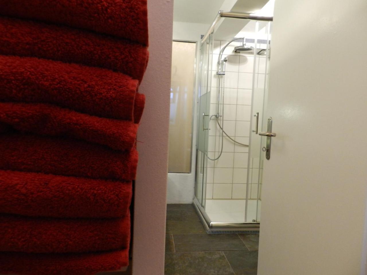 Blue Wall Bnb Gebenstorf エクステリア 写真